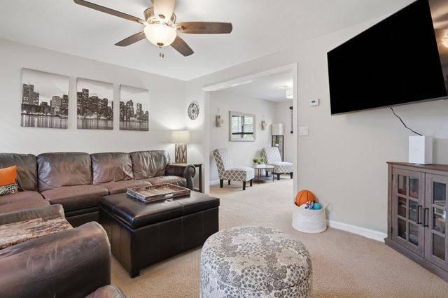 15 Bird Rd, Mansfield, MA 02048