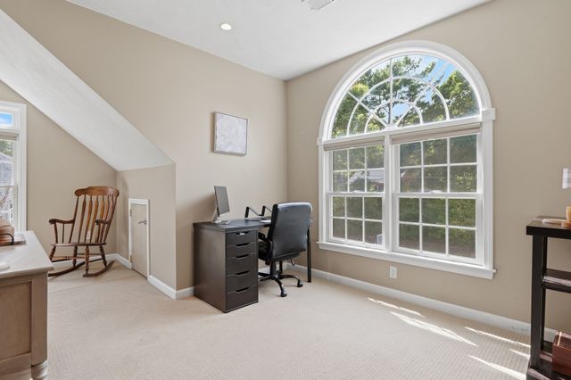 15 Bird Rd, Mansfield, MA 02048