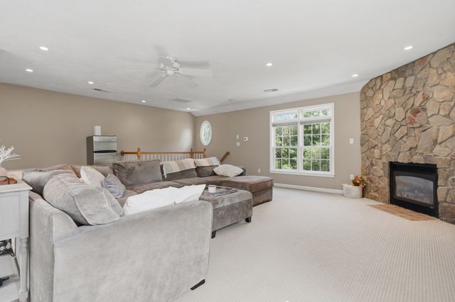 15 Bird Rd, Mansfield, MA 02048