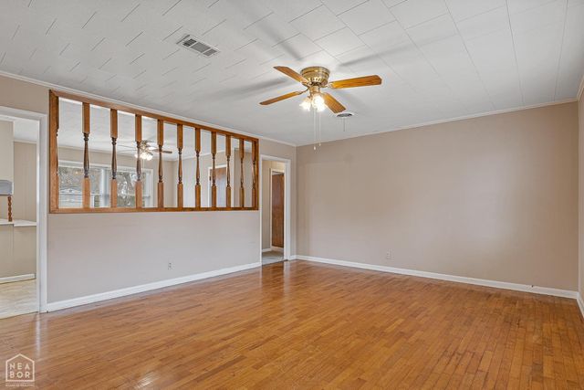 703 E Elm Street E, Walnut Ridge, AR 72476