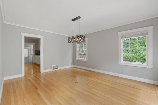 1836 Webster Street, Palo Alto, CA 94301