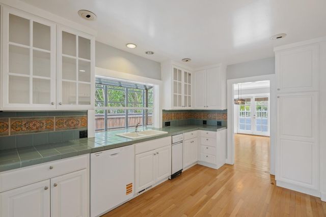 1836 Webster Street, Palo Alto, CA 94301