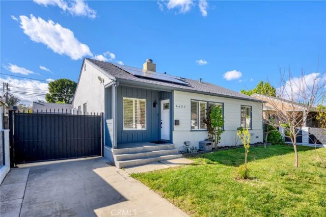 6637 Capps, Reseda, CA 91335