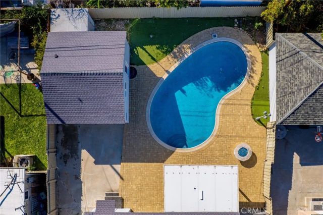 6637 Capps, Reseda, CA 91335