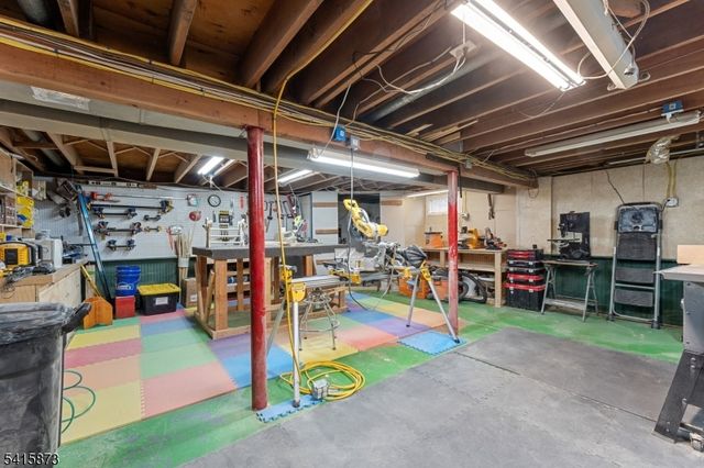 377 Triangle Rd, Hillsborough Twp., NJ 08844