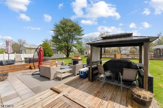 377 Triangle Rd, Hillsborough Twp., NJ 08844