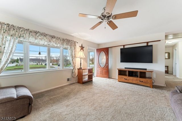 377 Triangle Rd, Hillsborough Twp., NJ 08844