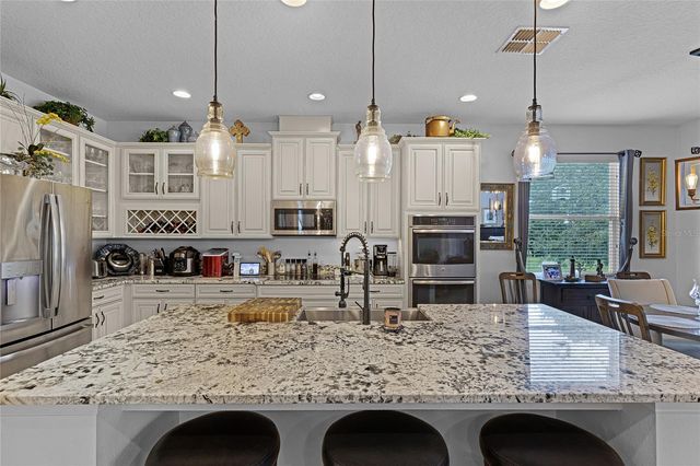 31936 GEOFF WAY, Sorrento, FL 32776