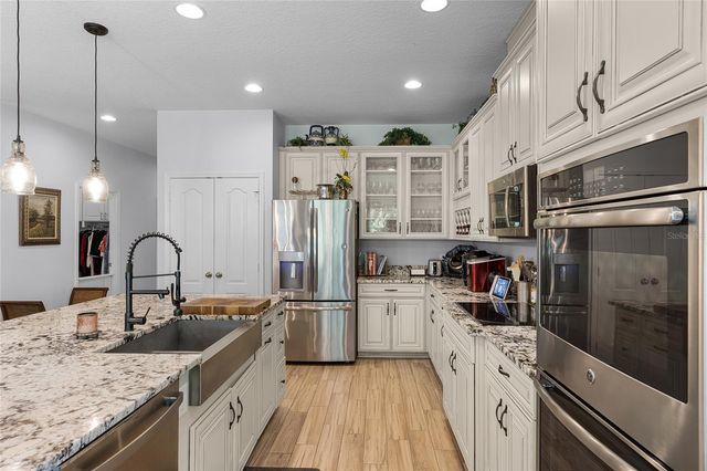 31936 GEOFF WAY, Sorrento, FL 32776