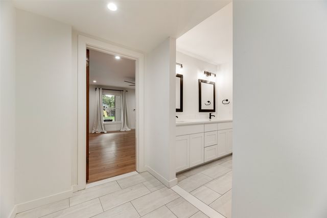 3016 6th Avenue, Fort Worth, TX 76110