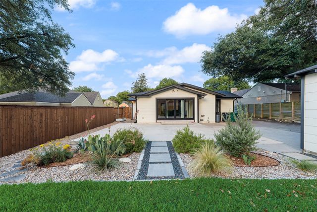 3016 6th Avenue, Fort Worth, TX 76110