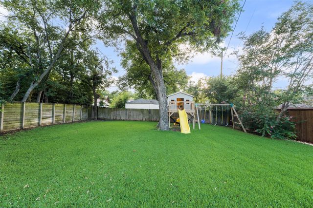 3016 6th Avenue, Fort Worth, TX 76110