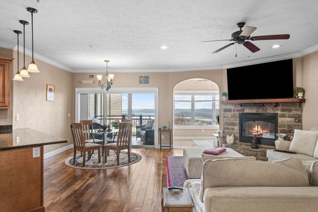 123 Royal Vista Drive 502, Branson, MO 65616