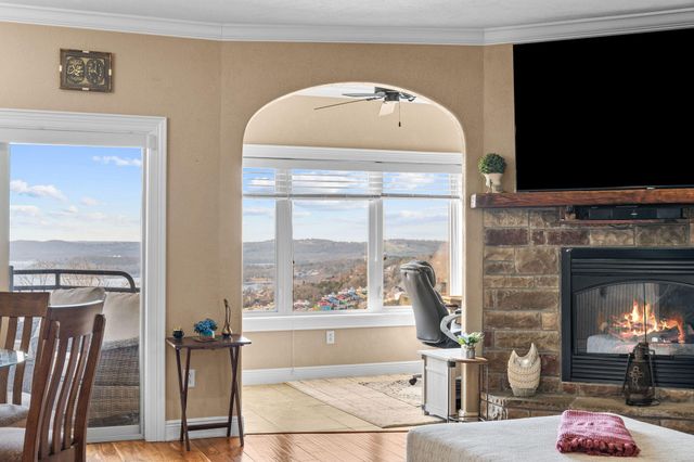 123 Royal Vista Drive 502, Branson, MO 65616