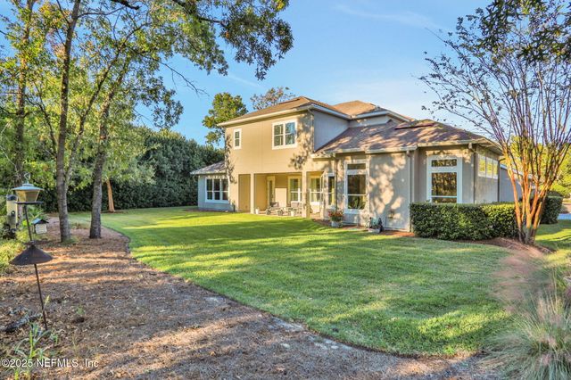 527 E KESLEY Lane, Jacksonville, FL 32259