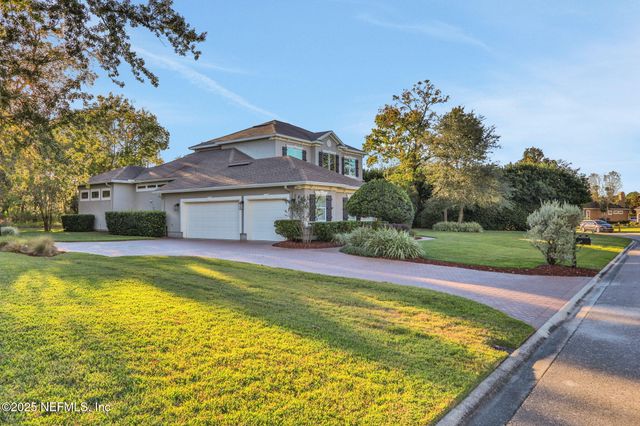 527 E KESLEY Lane, Jacksonville, FL 32259