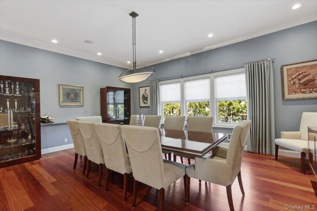 135 Kensington Oval, New Rochelle, NY 10805