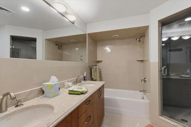135 Kensington Oval, New Rochelle, NY 10805