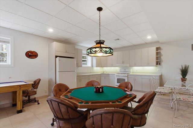135 Kensington Oval, New Rochelle, NY 10805