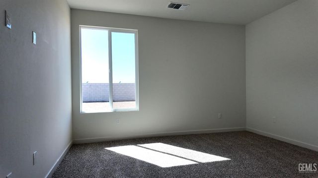 10819 Tatuk Way, Bakersfield, CA 93311