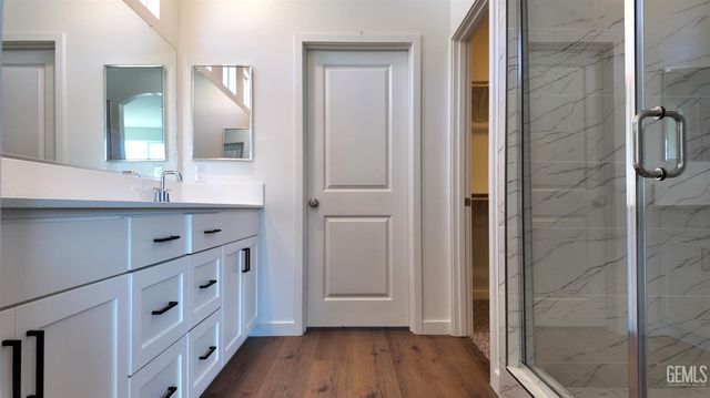 10819 Tatuk Way, Bakersfield, CA 93311