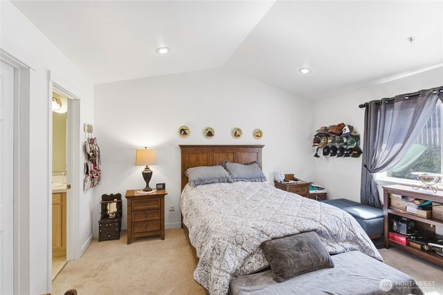 1364 Tractor Loop Road, East Wenatchee, WA 98802