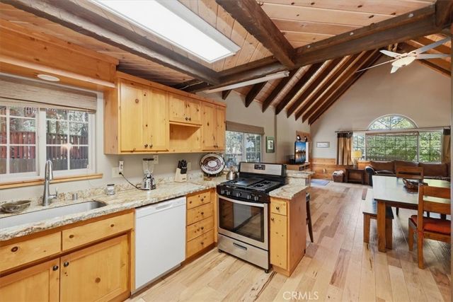800 Tehama Drive, Big Bear Lake, CA 92315