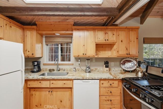 800 Tehama Drive, Big Bear Lake, CA 92315