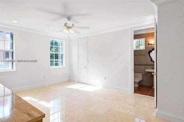 19420 W Saint Andrews Drive, Hialeah, FL 33015