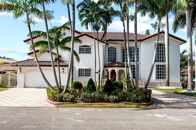 19420 W Saint Andrews Drive, Hialeah, FL 33015