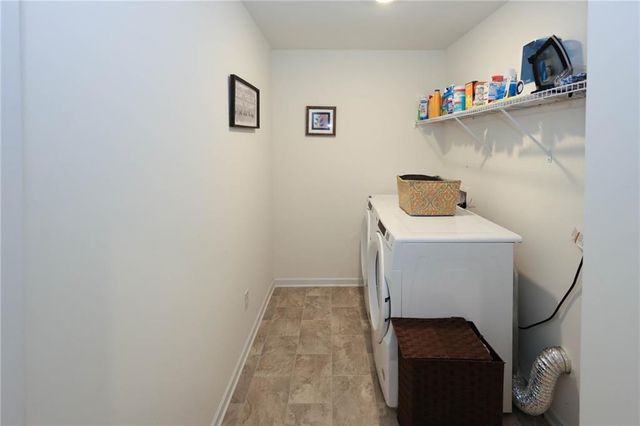 931 Avenida Way, Mcdonough, GA 30252