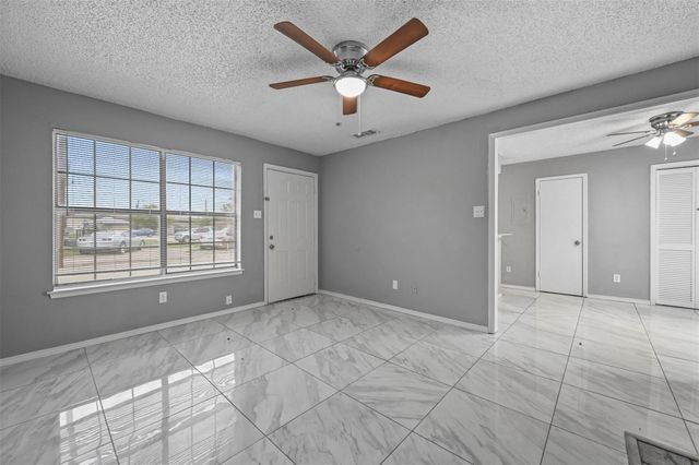 3034 Tudor Lane 3038, Irving, TX 75060