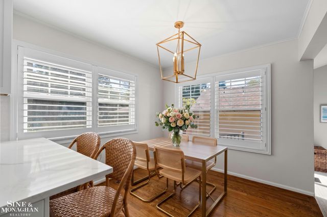 223 Mckinley Avenue, Grosse Pointe Farms, MI 48236