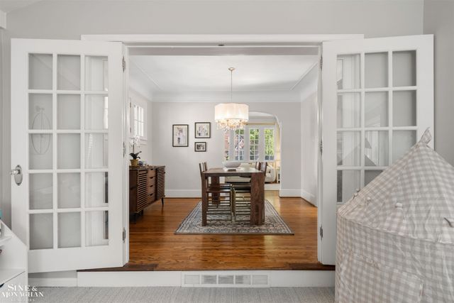 223 Mckinley Avenue, Grosse Pointe Farms, MI 48236
