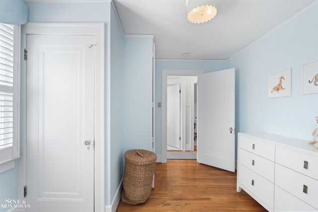 223 Mckinley Avenue, Grosse Pointe Farms, MI 48236
