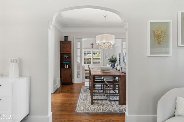 223 Mckinley Avenue, Grosse Pointe Farms, MI 48236