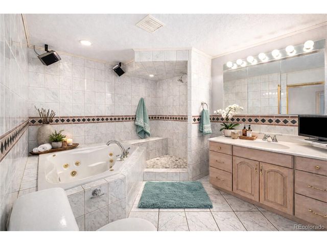 3445 S Holly St, Denver, CO 80222