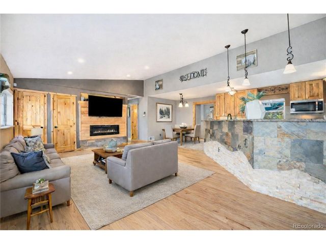 3445 S Holly St, Denver, CO 80222