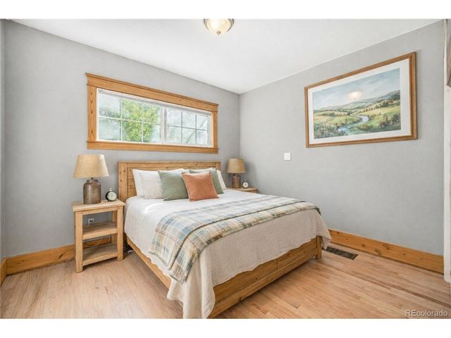 3445 S Holly St, Denver, CO 80222