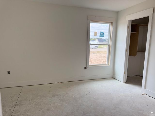 8402 Brett Dr., Manhattan, KS 66502