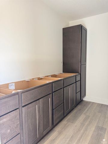 8402 Brett Dr., Manhattan, KS 66502
