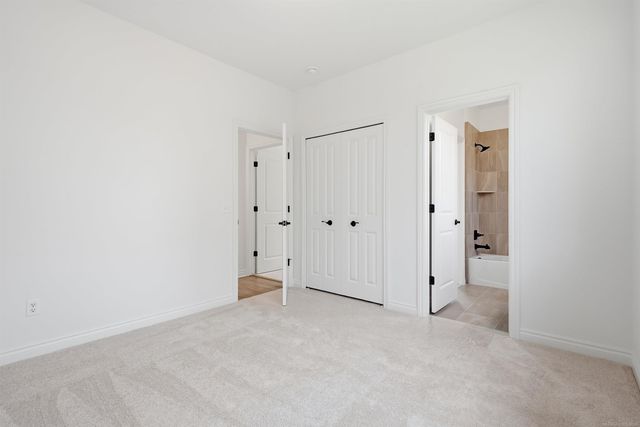 55611 Bay Oaks Court, Shelby Twp, MI 48315