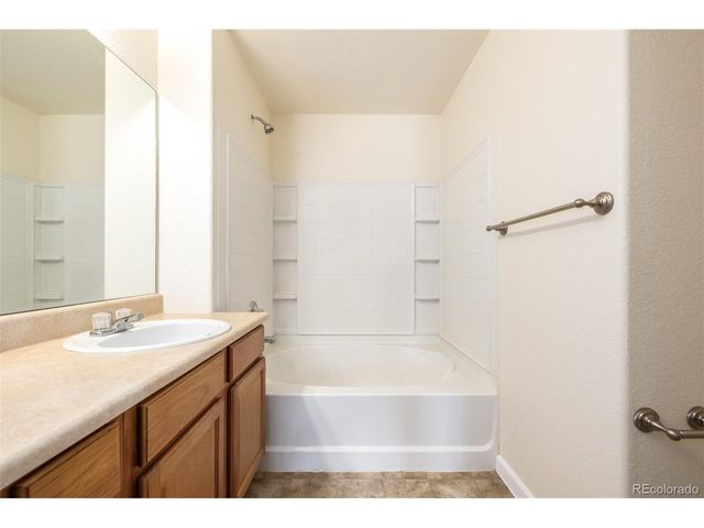 4608 Copeland Loop 201, Highlands Ranch, CO 80126