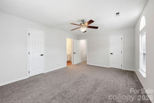 6912 Alanbrook Road, Charlotte, NC 28215