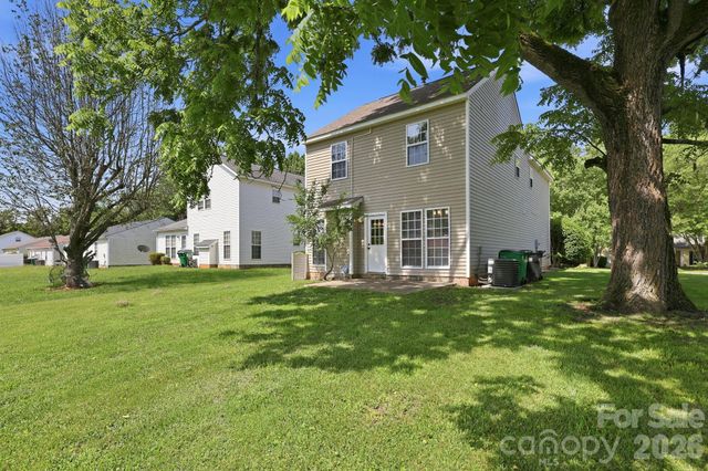 6912 Alanbrook Road, Charlotte, NC 28215