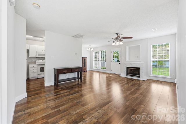 6912 Alanbrook Road, Charlotte, NC 28215