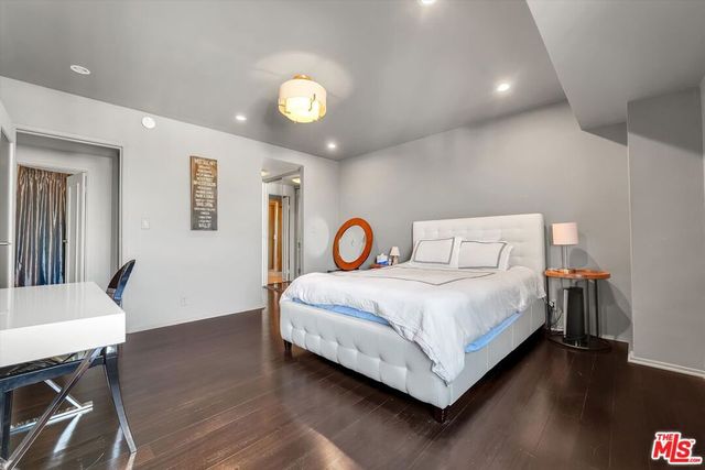 1155 N La Cienega Boulevard 702, West Hollywood, CA 90069