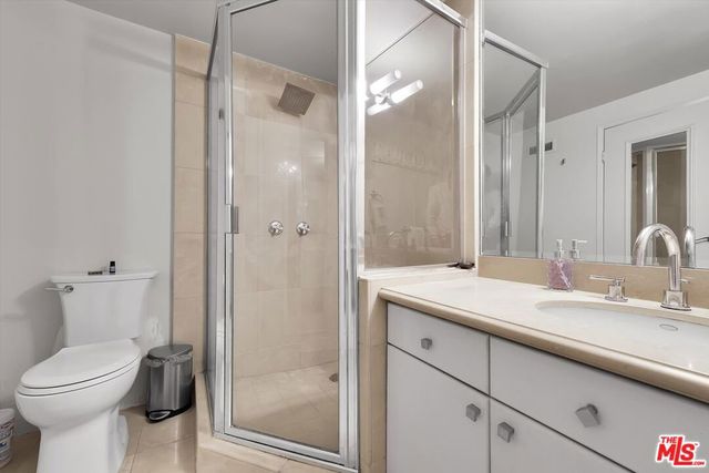 1155 N La Cienega Boulevard 702, West Hollywood, CA 90069