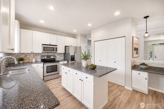 3927 138th Street SE, Mill Creek, WA 98012