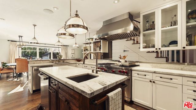 538 14th Street, Santa Monica, CA 90402